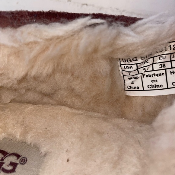 Ugg Dakota Flora Slippers - Picture 3 of 7